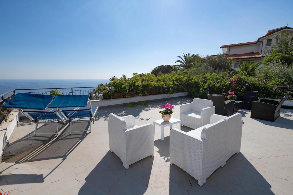 נראנו Villa Marinella Close To The Sea With Private Pool מראה חיצוני תמונה